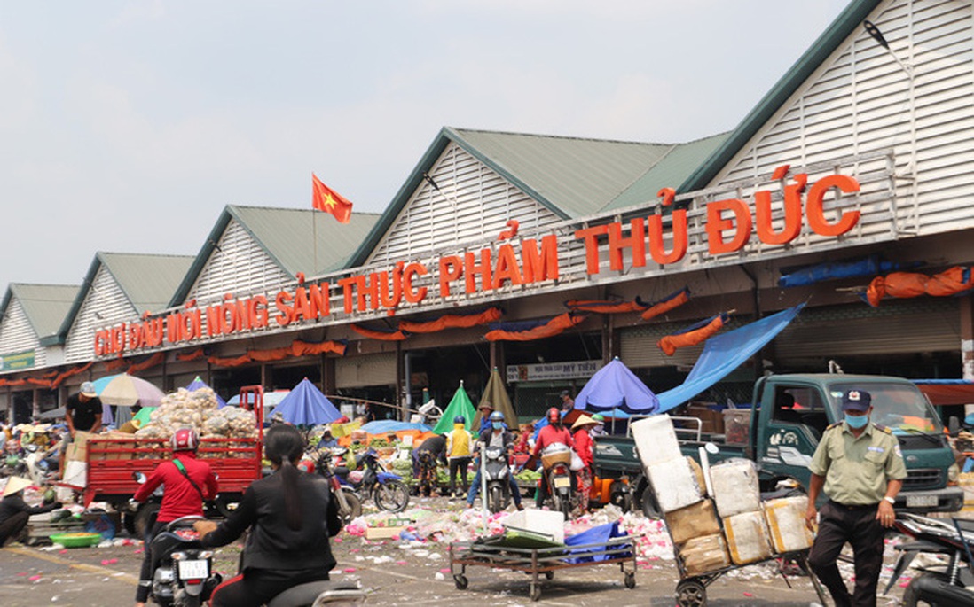 Xử lý thực trạng buôn bán tự phát xung quanh các chợ đầu mối tại TPHCM