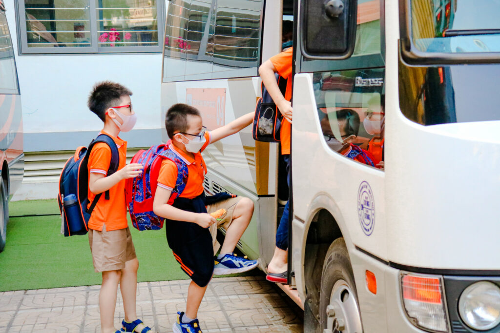 Rà soát xe đưa đón học sinh trước thềm năm học mới