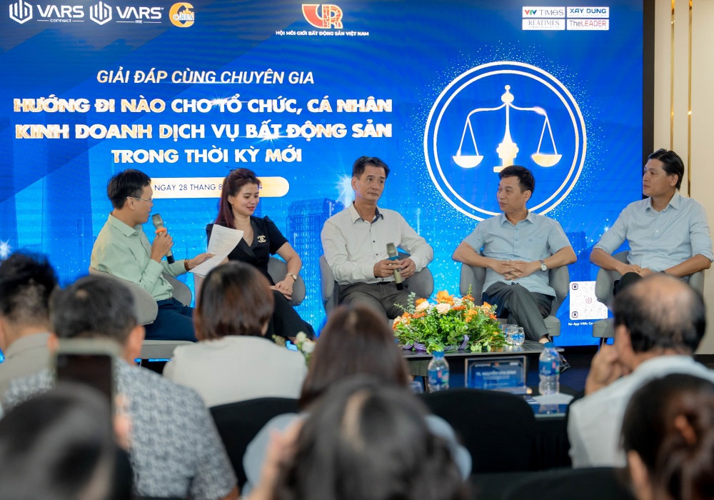 Thị trường bất động sản đón những cơn gió mát