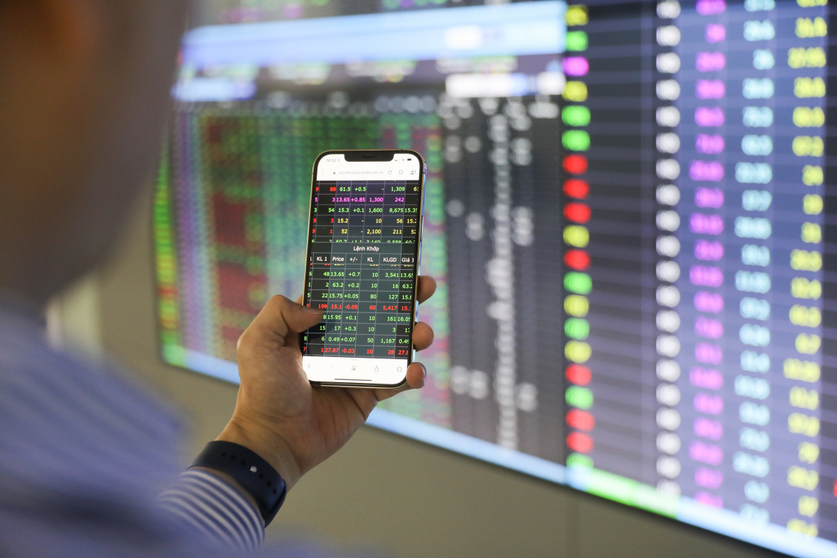 VN-Index có thể bứt tốc trong tháng 9, chọn cổ phiếu nào để đầu tư