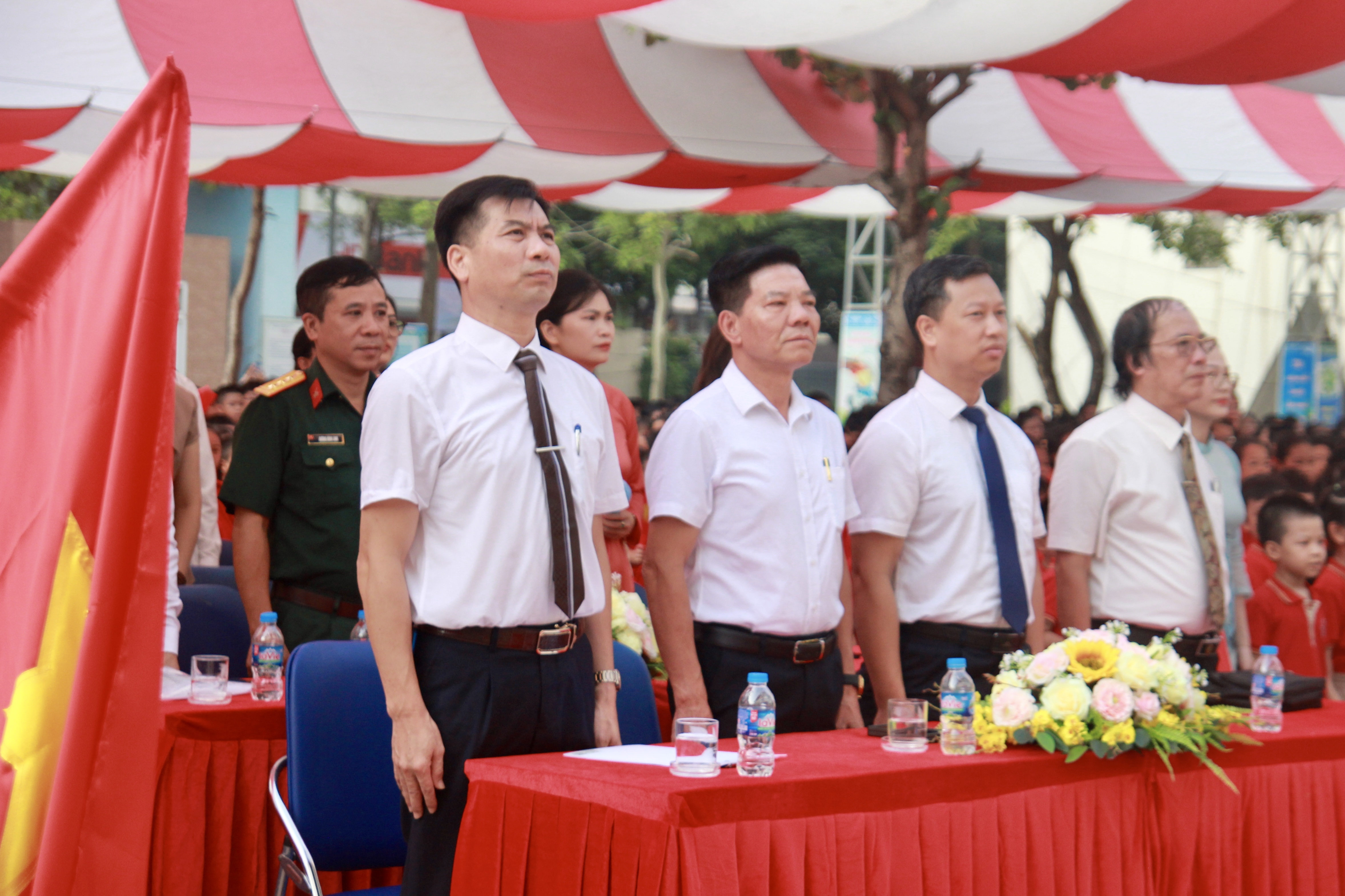 Trường Tiểu học Mỹ Đình 1 tưng bừng khai giảng năm học mới