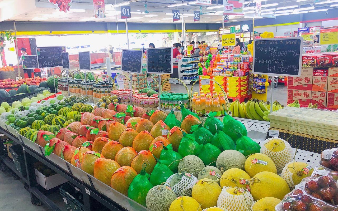 Bán lẻ hàng hóa và doanh thu dịch vụ tiêu dùng tiếp đà tăng trưởng tích cực