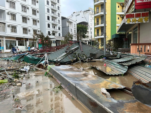 Bão số 3 đã khiến 5 người chết, 186 người bị thương và 3.279 ngôi nhà hư hỏng