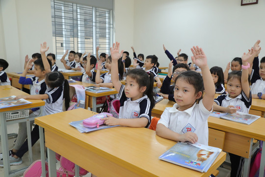 TPHCM Nghiêm cấm cơ sở giáo dục lợi dụng danh nghĩa ban đại diện cha mẹ học sinh để thu các khoản ngoài quy định 