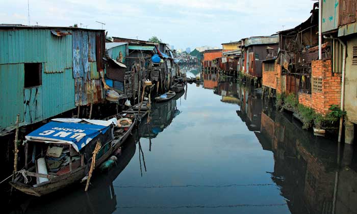 TPHCM Đề xuất dừng xây dựng đề án cho người có nhà trên và ven kênh mua NƠXH