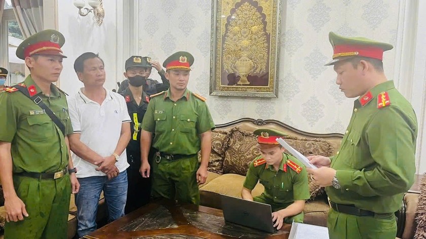 Bắt ‘ông trùm’ khai thác khoáng sản trái phép ở tỉnh Bình Thuận