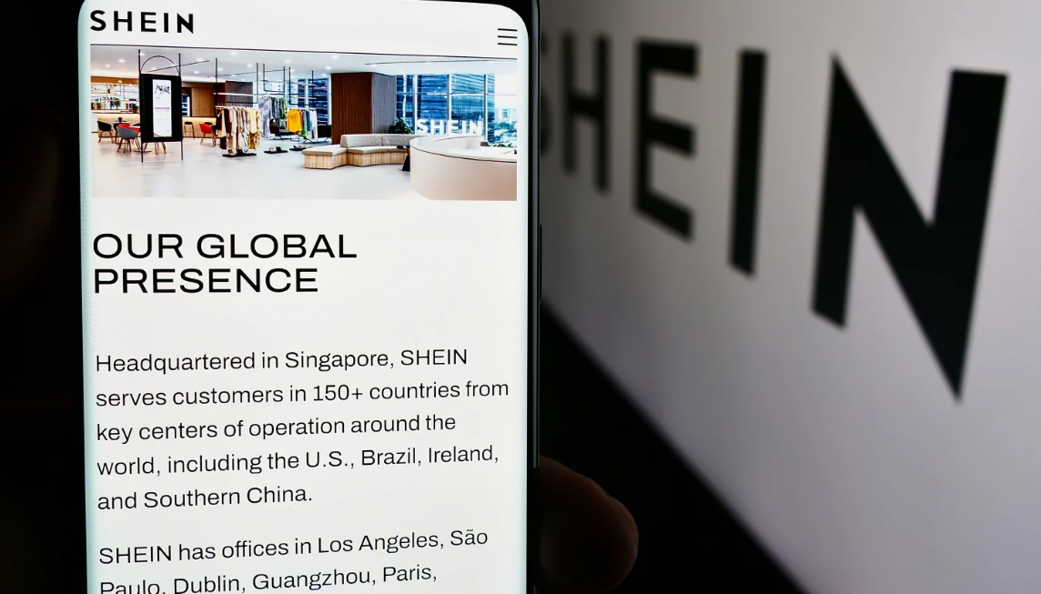 Ý điều tra về hành vi tẩy xanh của nhà bán lẻ thời trang nhanh Shein