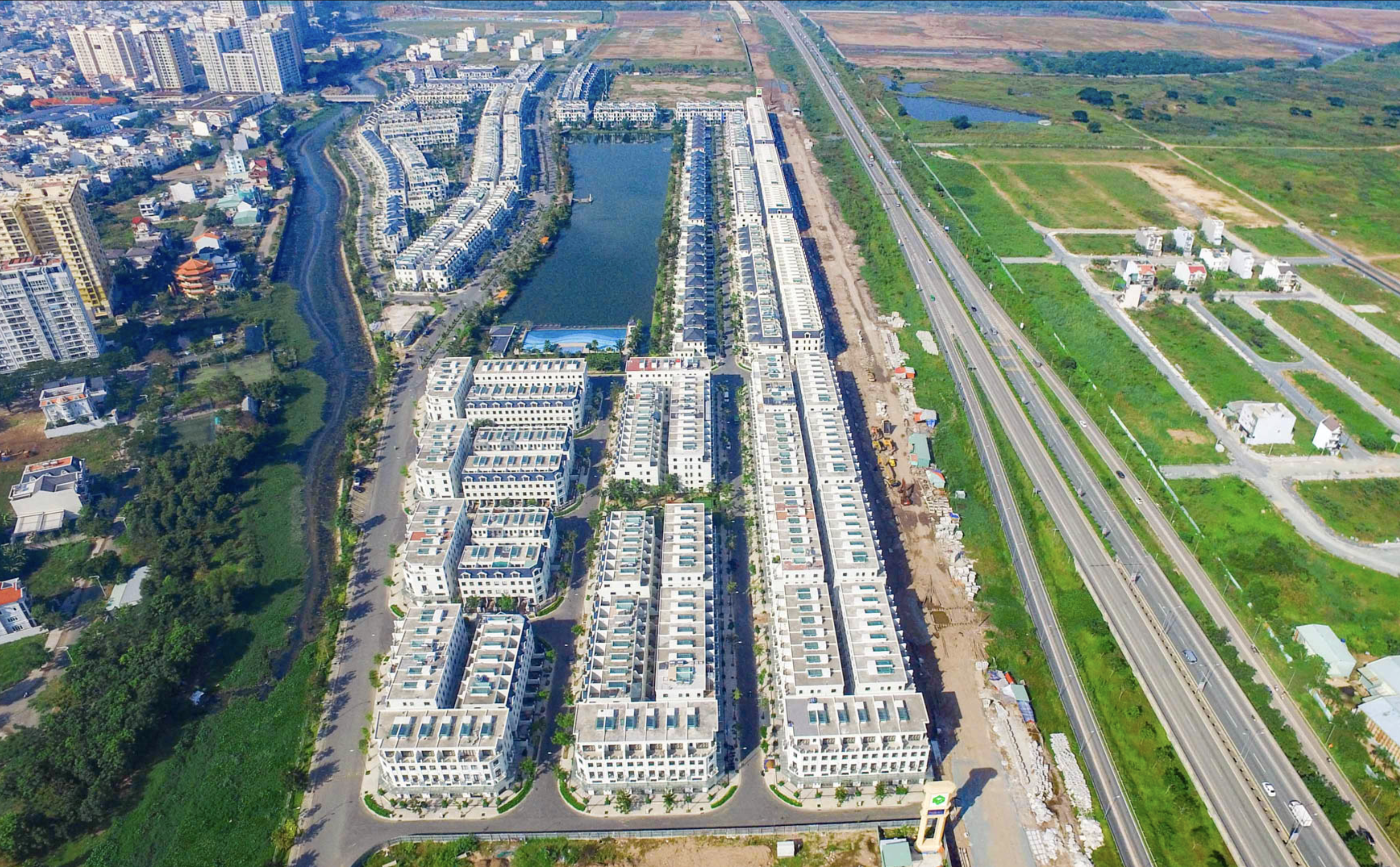 Lỗ hơn 7.300 tỷ sau soát xét, Novaland giải thích gì