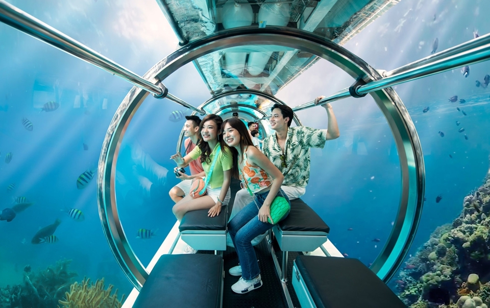 Gia hạn thời gian thí điểm dịch vụ tàu lặn tại vịnh Nha Trang