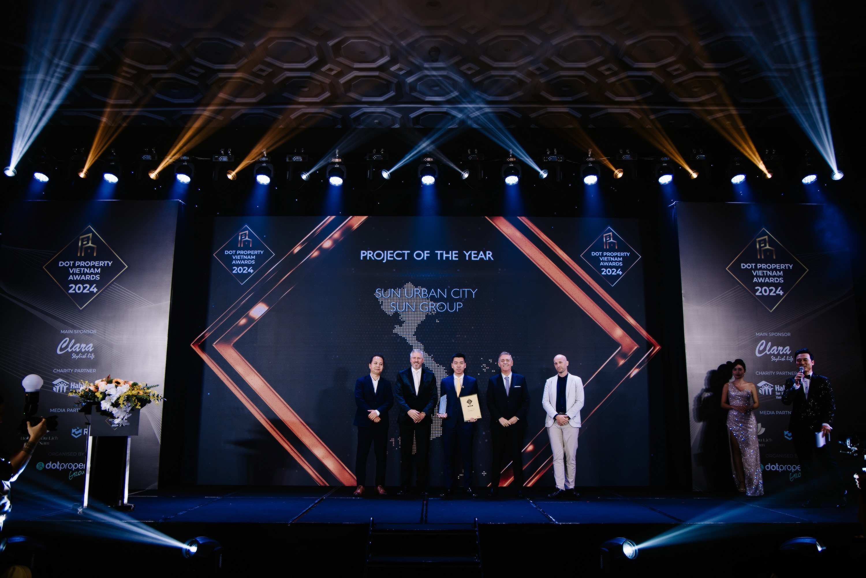 Dot Property Vietnam Awards 2024 vinh danh Đô thị nghỉ dưỡng Sun Urban City là “Dự án của năm” 