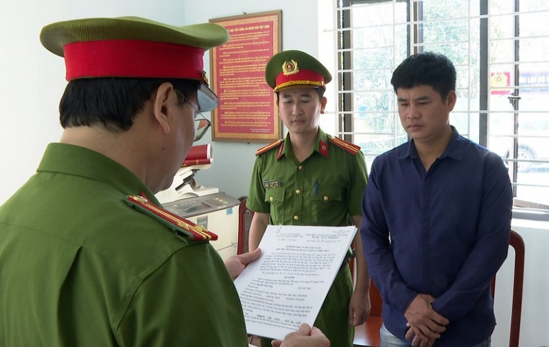 Khởi tố đối tượng buôn bán bia giả nhãn hiệu HABECO