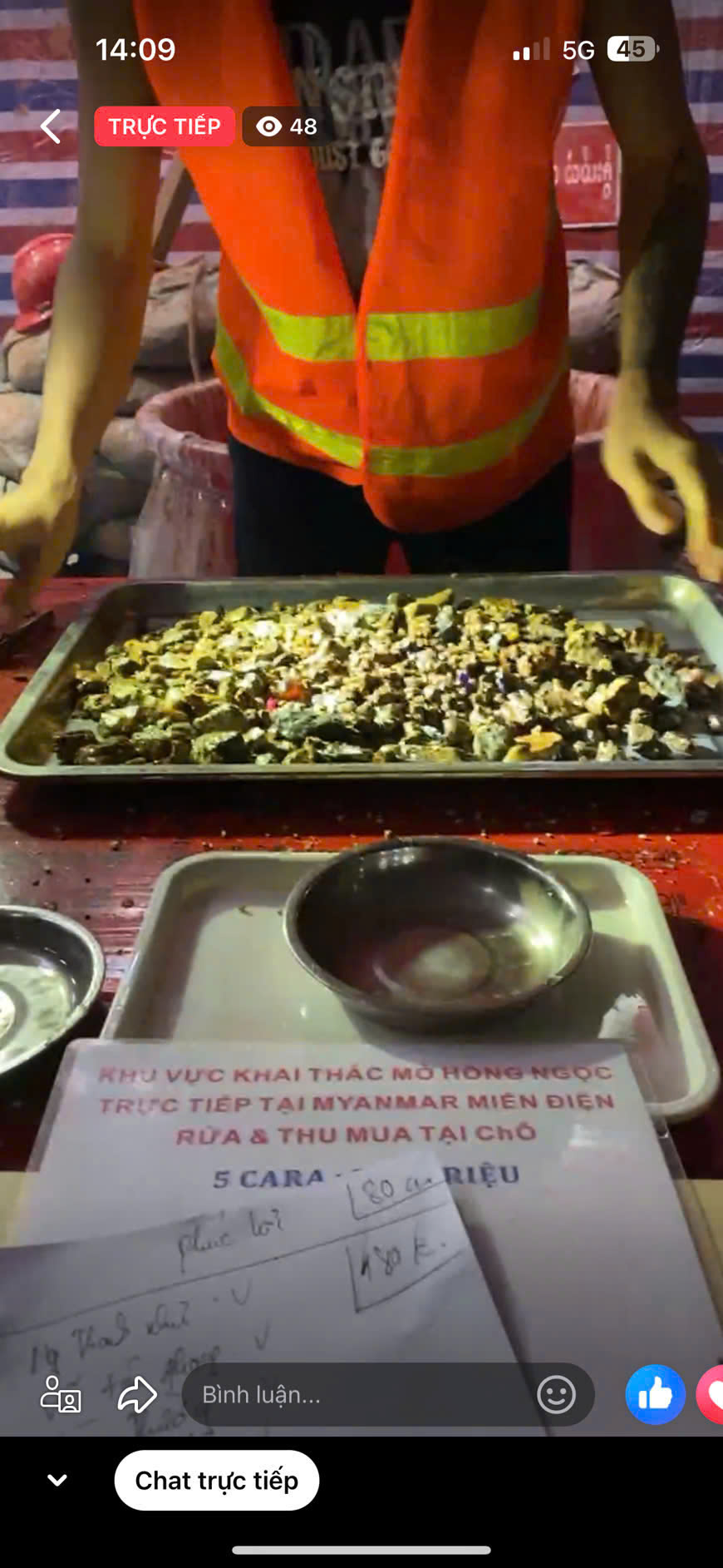 Cơn sốt livestream kêu gọi đầu tư cổ phần đá quý tiềm ẩn quá nhiều rủi ro