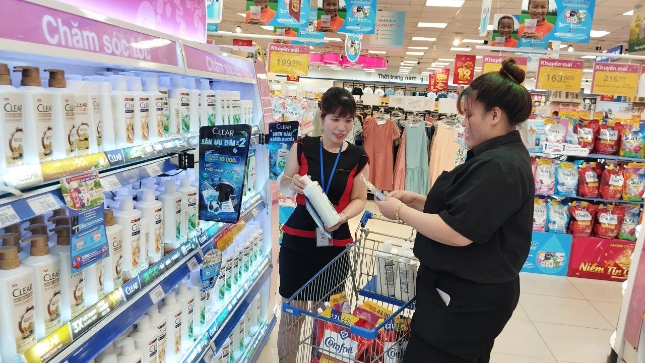 Saigon Co.op triển khai chương trình “Đẹp từ nhà ra phố” nhân ngày phụ nữ Việt 2010