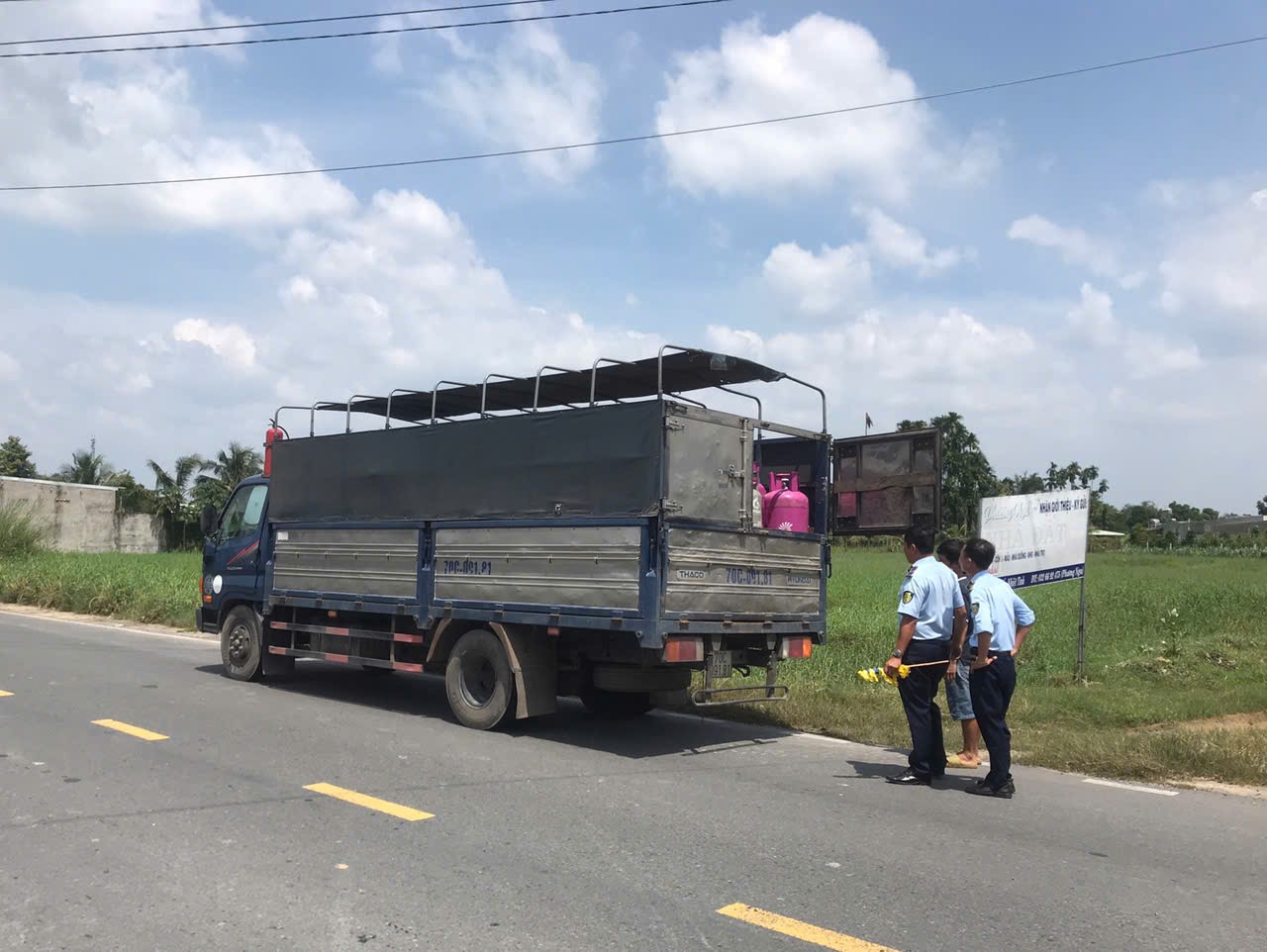 Long An Tạm giữ 200 chai LPG để xác minh nguồn gốc, xuất xứ