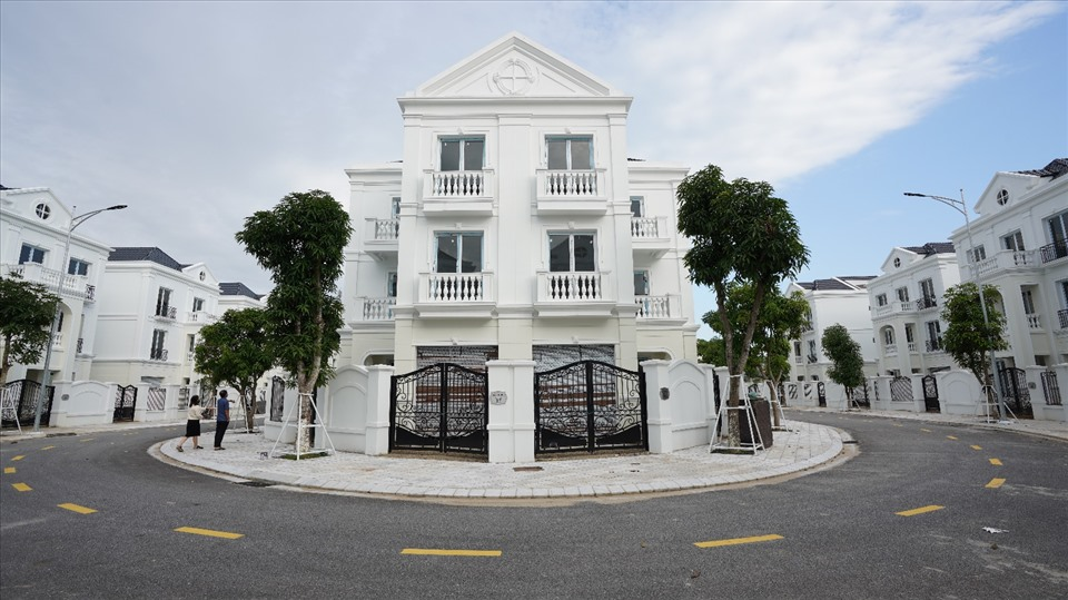 Giúp doanh nghiệp tiếp cận đất đai và nguồn vốn để phát triển thị trường bất động sản