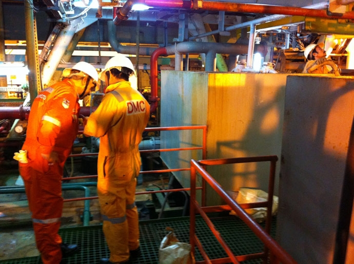 Vi phạm công bố thông tin, Hóa phẩm Dầu khí DMC – Miền Bắc bị phạt 282 triệu đồng