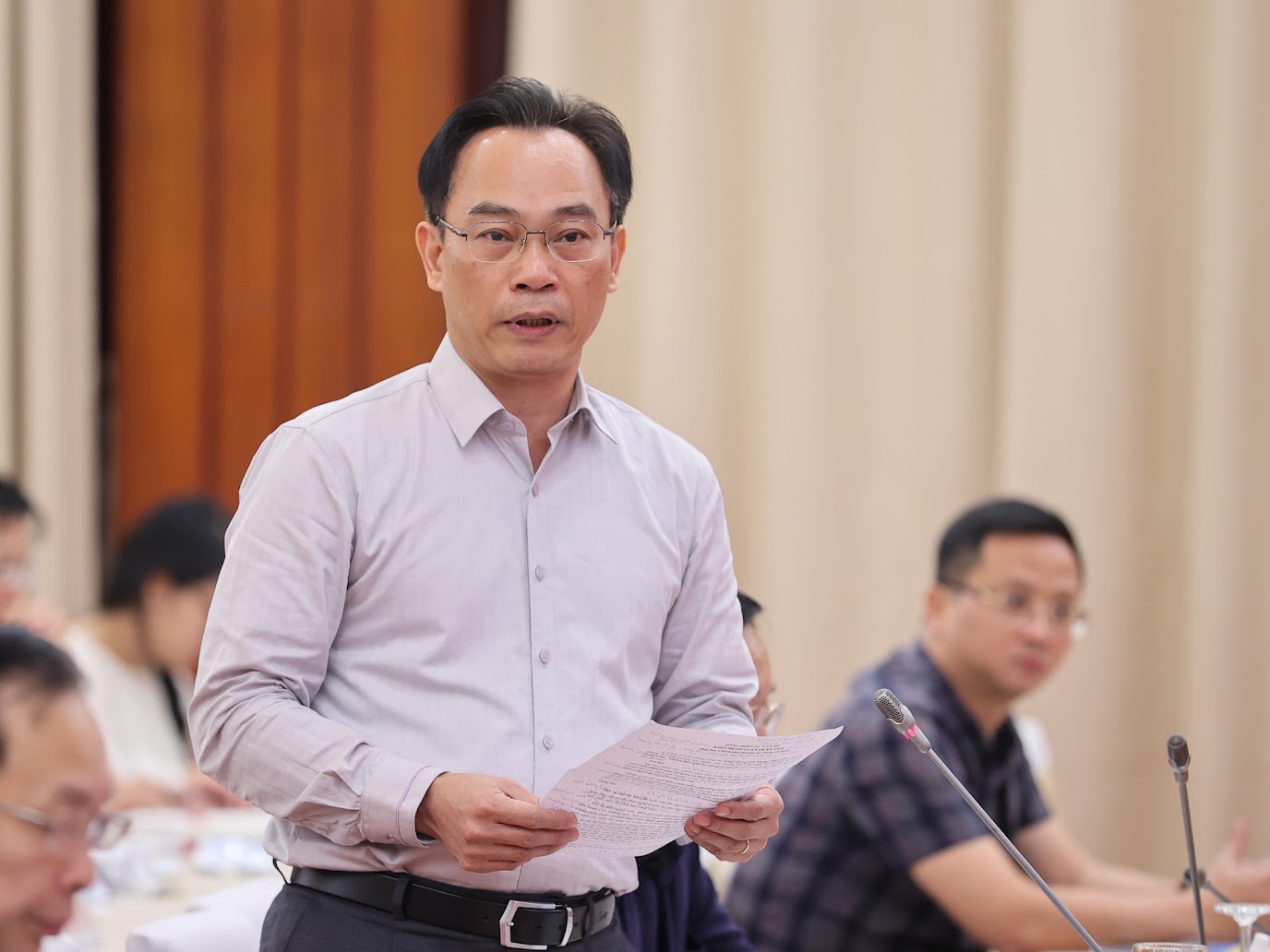 Bộ GDĐT sẽ nghiên cứu để nhân viên y tế, kế toán trường học hưởng phụ cấp tương xứng