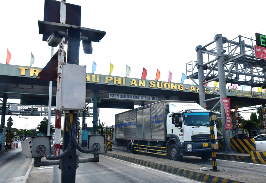 TPHCM tiếp tục gia hạn thí điểm phạt nguội xe quá tải đến hết 3112