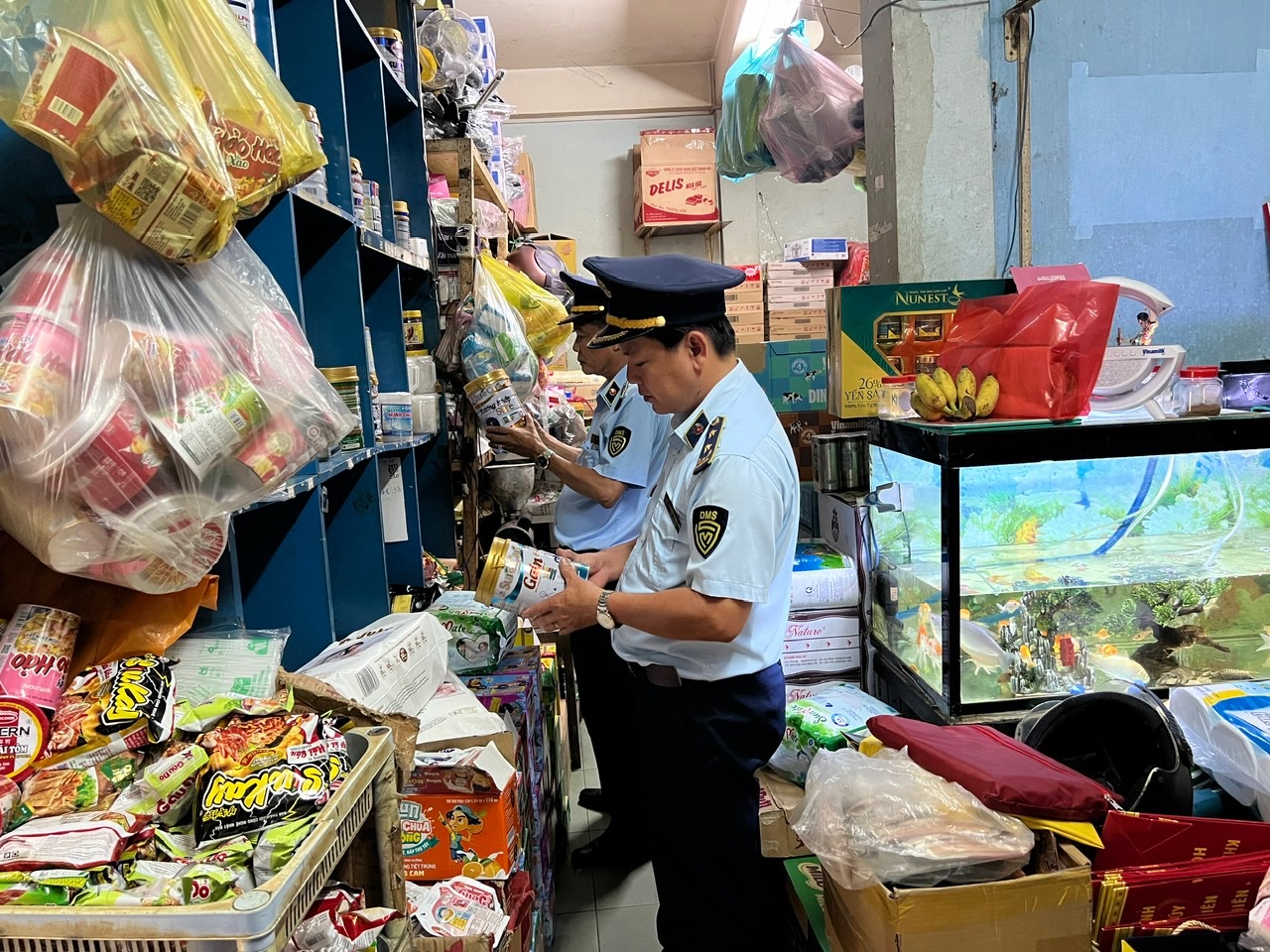 Tiền Giang Phát hiện, xử phạt một trường hợp kinh doanh thực phẩm giả