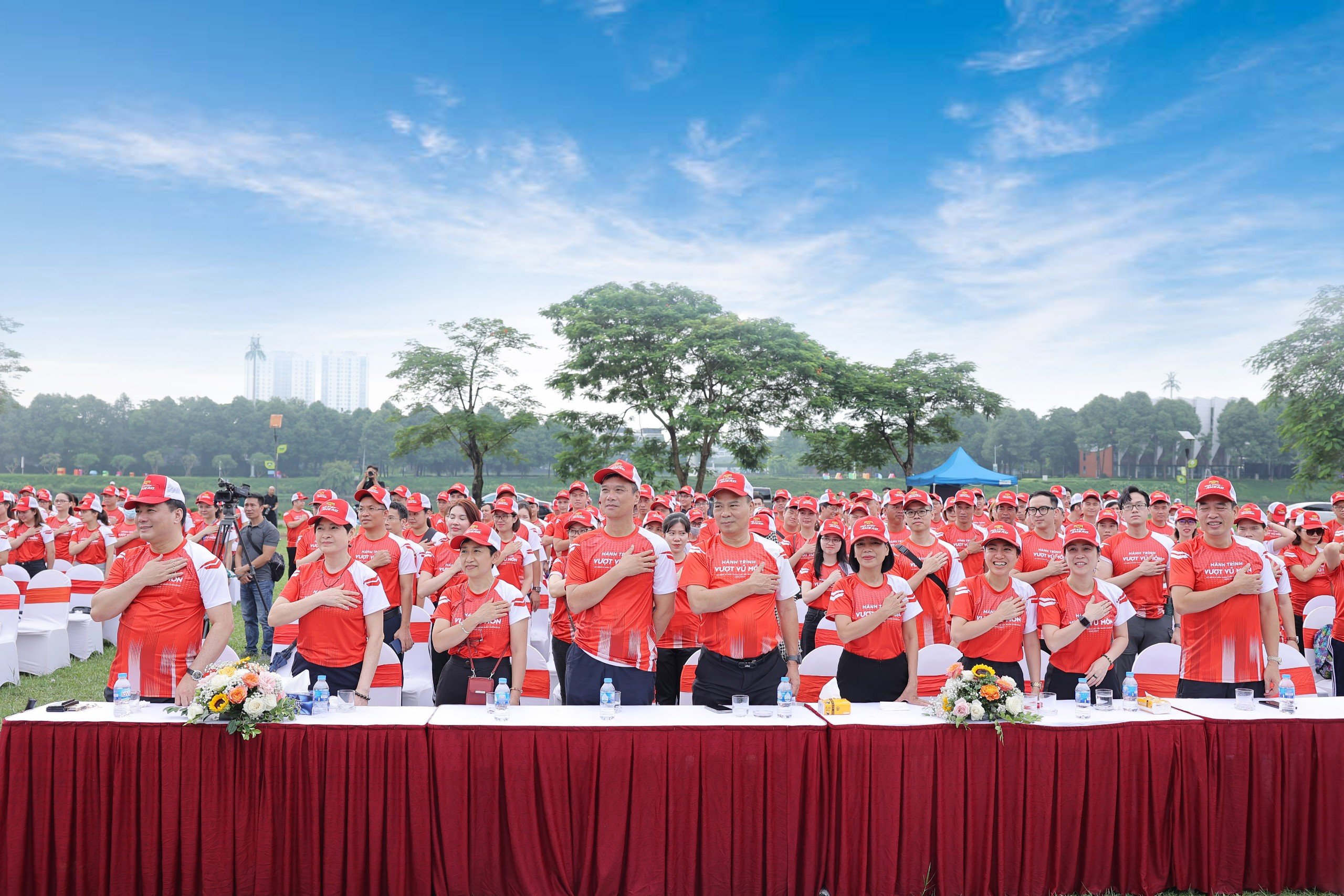 Alphanam Group vào Top 100 Nơi làm việc tốt nhất Việt Nam 2024