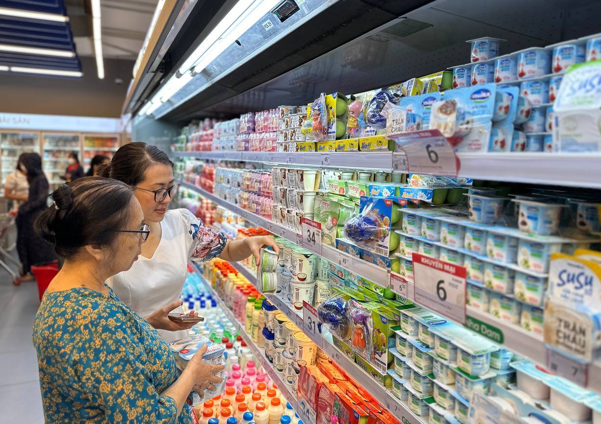 Tháng 112024, tổng mức bán lẻ hàng hóa và doanh thu dịch vụ tiêu dùng tăng 8,8%