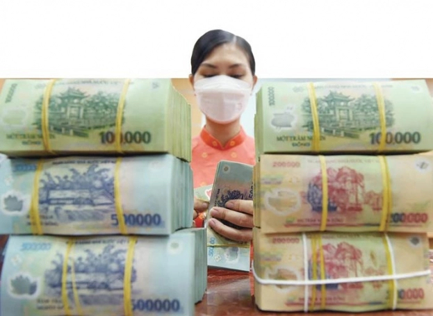 Chuyên gia dự báo lợi nhuận ngành ngân hàng chỉ tăng nhẹ trong năm 2025