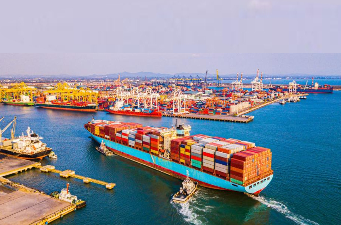 Xuất nhập khẩu hàng hóa 11 tháng tăng 15,4% so với cùng kỳ