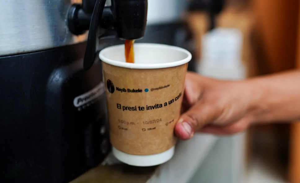 Giá cà phê ghi nhận mức tăng cao nhất trong gần 50 năm