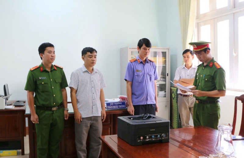 Bình Phước Khởi tố thêm thêm 4 cán bộ huyện liên quan đến sai phạm về đất đai