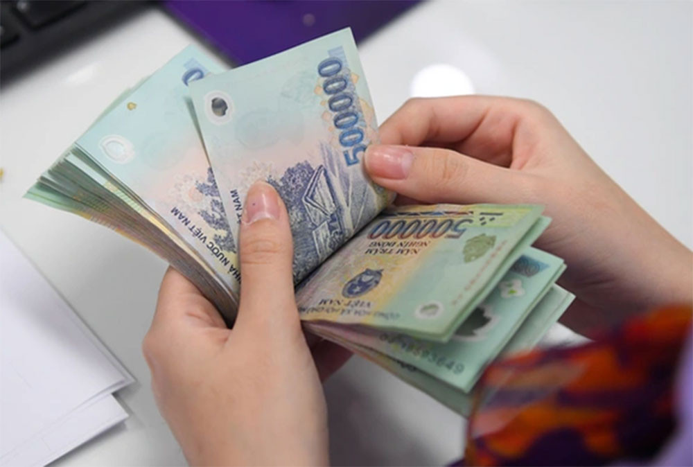 TPHCM Tiền thưởng Tết Nguyên đán Ất Tỵ năm 2025 bình quân khoảng 12,7 triệu đồngngười