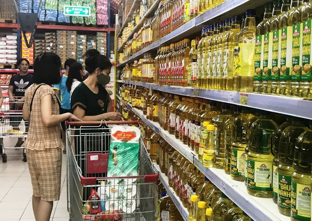 Doanh nghiệp tăng cường bán hàng trực tuyến mùa Tết