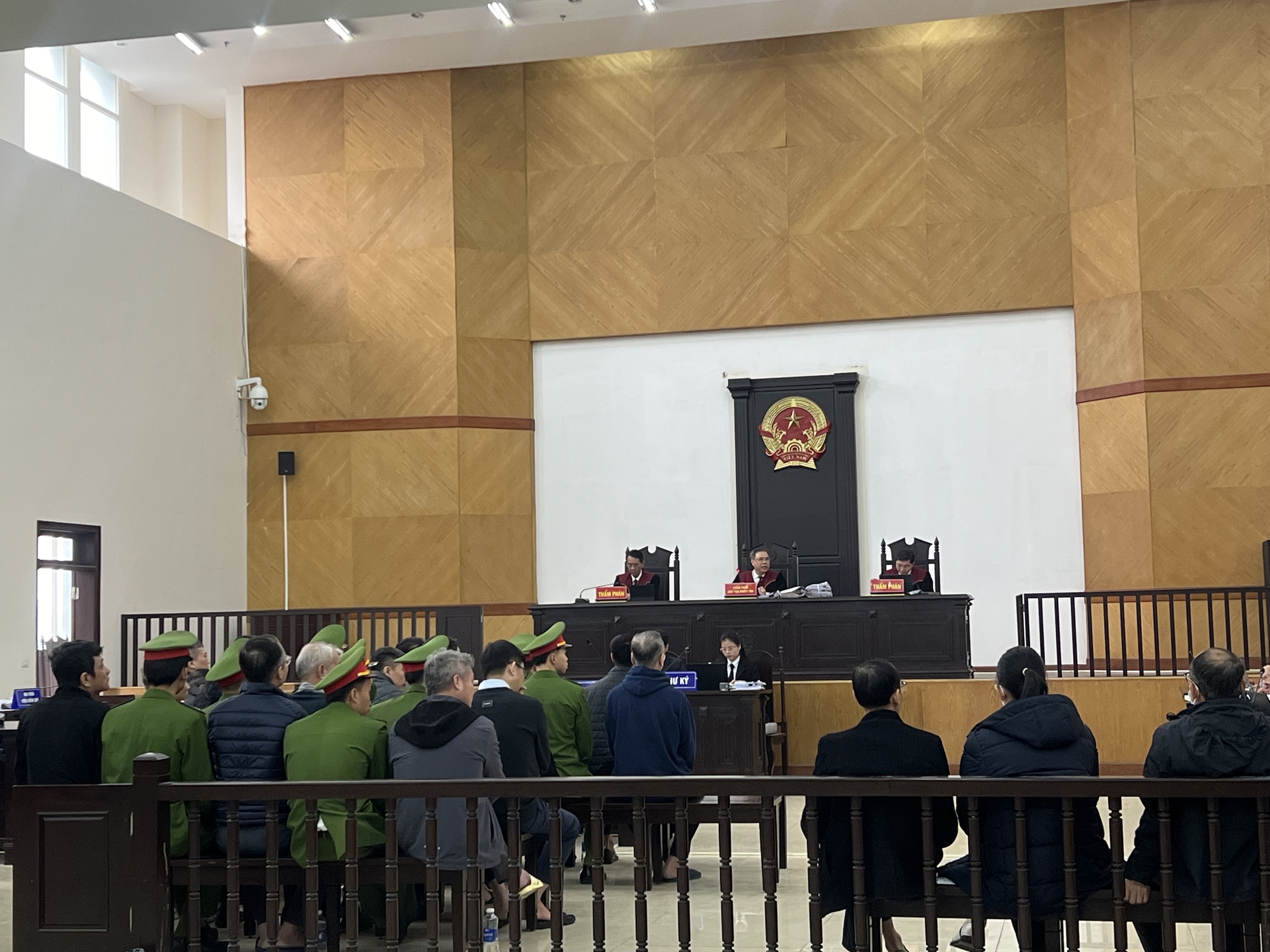 Ông Trịnh Văn Quyết nhập viện chữa bệnh, hoãn phiên tòa phúc thẩm