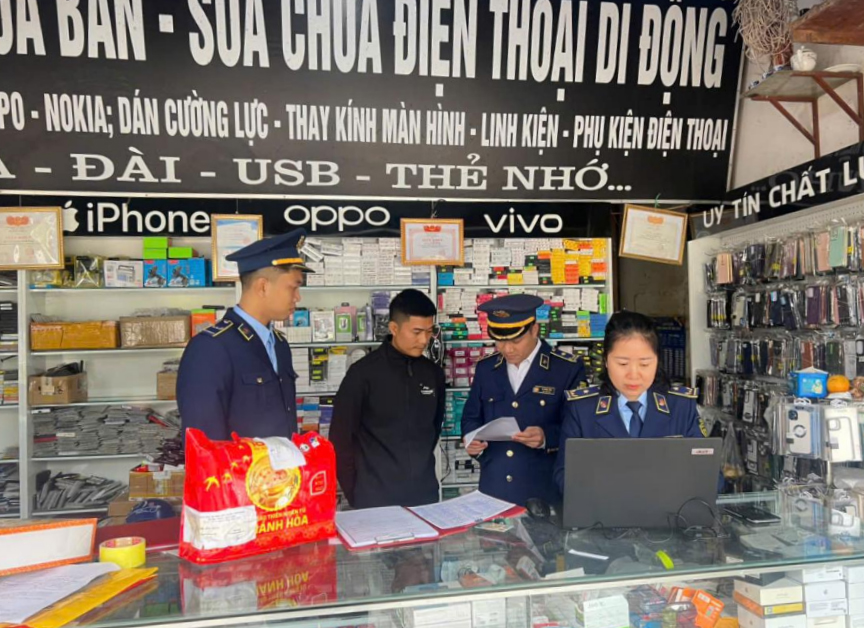 Nghệ An Phát hiện nhiều hàng hoá không rõ nguồn gốc, xuất xứ