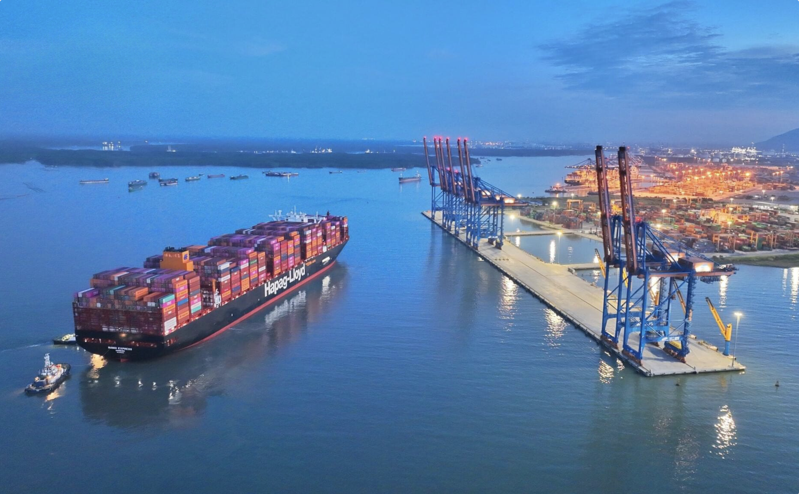 Xuất nhập khẩu hàng hoá năm 2024 đạt mức cao kỷ lục