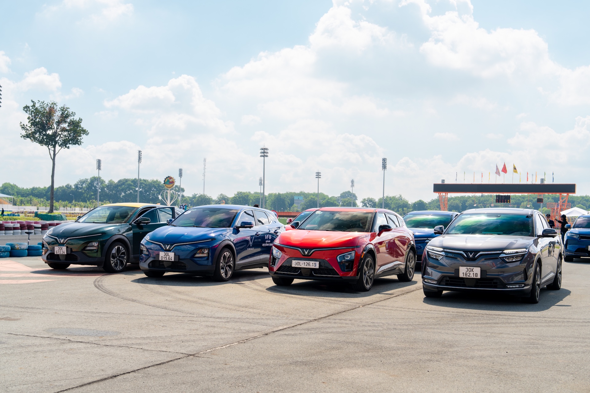 Chiến dịch “Vì thủ đô trong xanh” Nỗ lực lấy lại bầu trời xanh cho Hà Nội của Vingroup