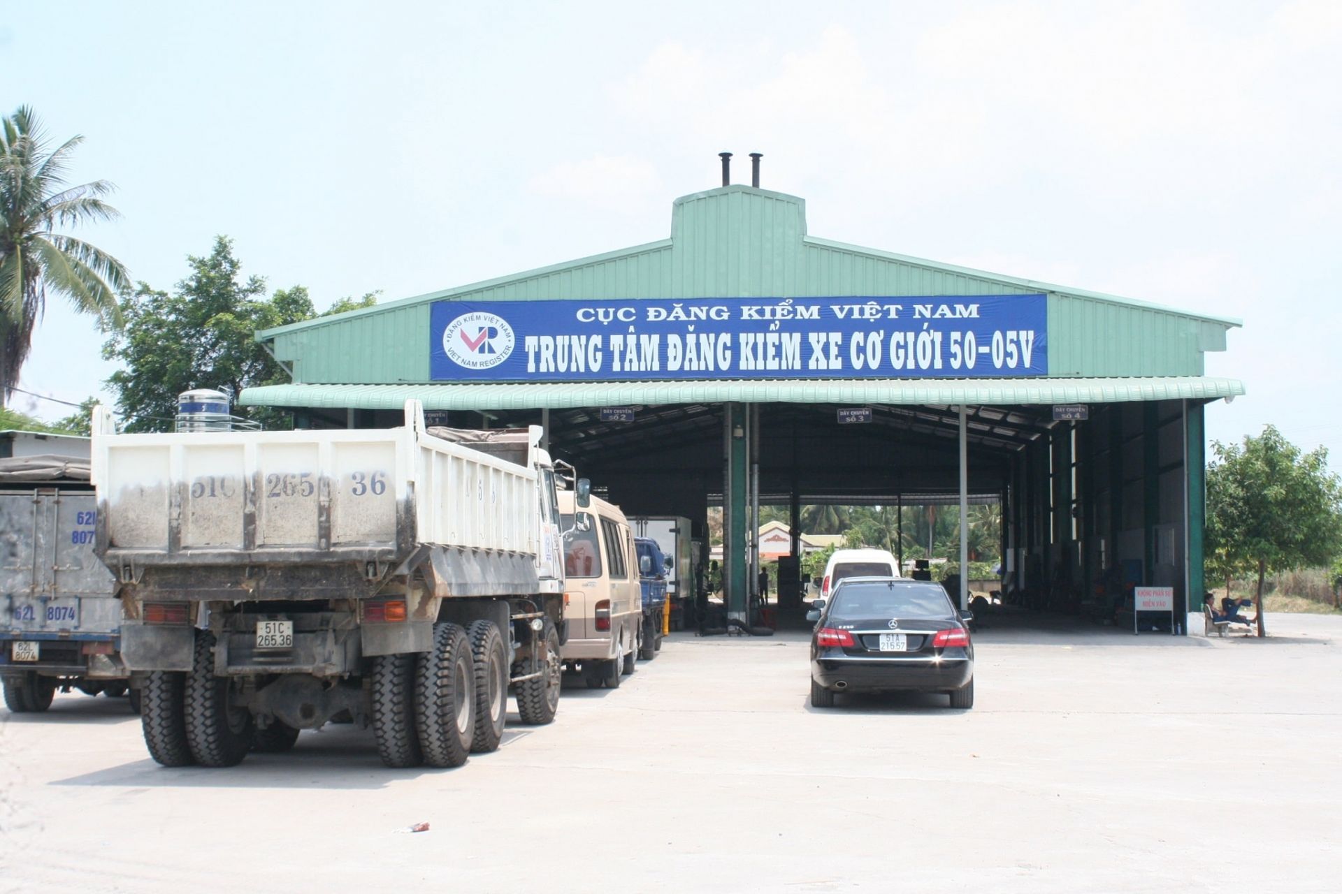 Cảnh giác với các hành vi lừa đảo liên quan đến đăng kiểm xe cơ giới tại TPHCM