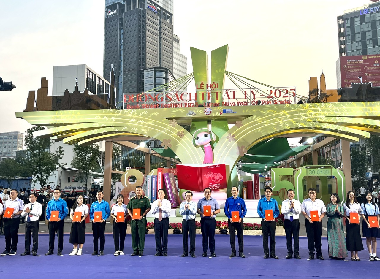 Lễ hội Đường sách Tết Ất Tỵ năm 2025 thu hút trên 1.000.000 lượt người tham quan