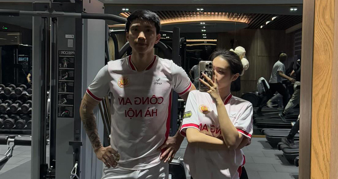 Văn Hậu bó bột tập gym, Hải My tiếp sức