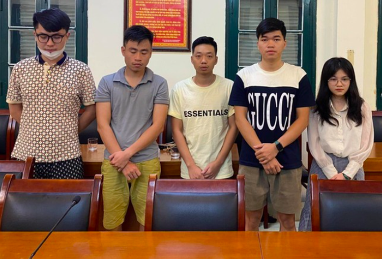 Truy tố nhóm đối tượng mạo danh nhân viên y tế, bác sĩ lừa hơn 2.500 người