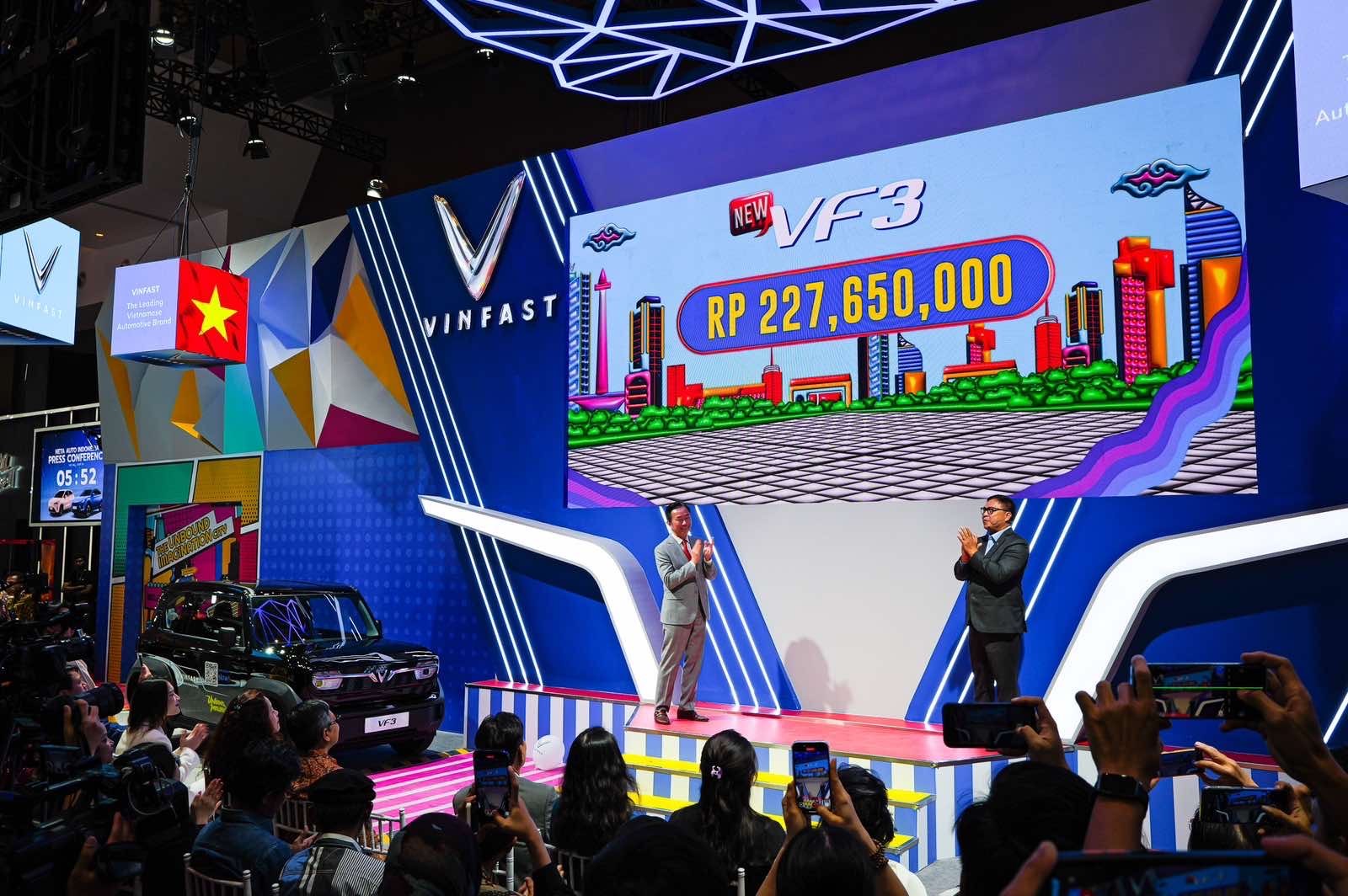 VinFast công bố mở bán Mini-SUV VF 3 và chính sách miễn phí sạc ô tô tại Indonesia