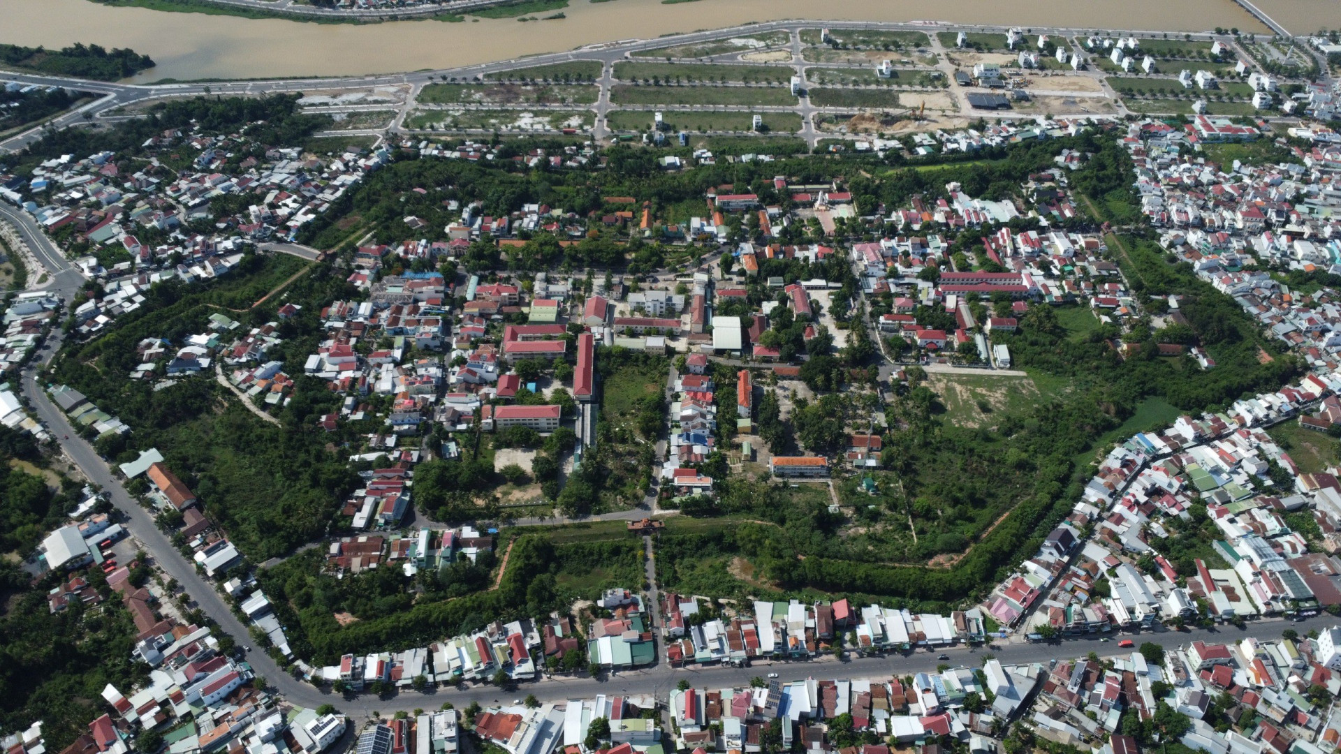 Khánh Hoà Gian lận hồ sơ, 4 doanh nghiệp bị cấm đấu thầu 3 năm