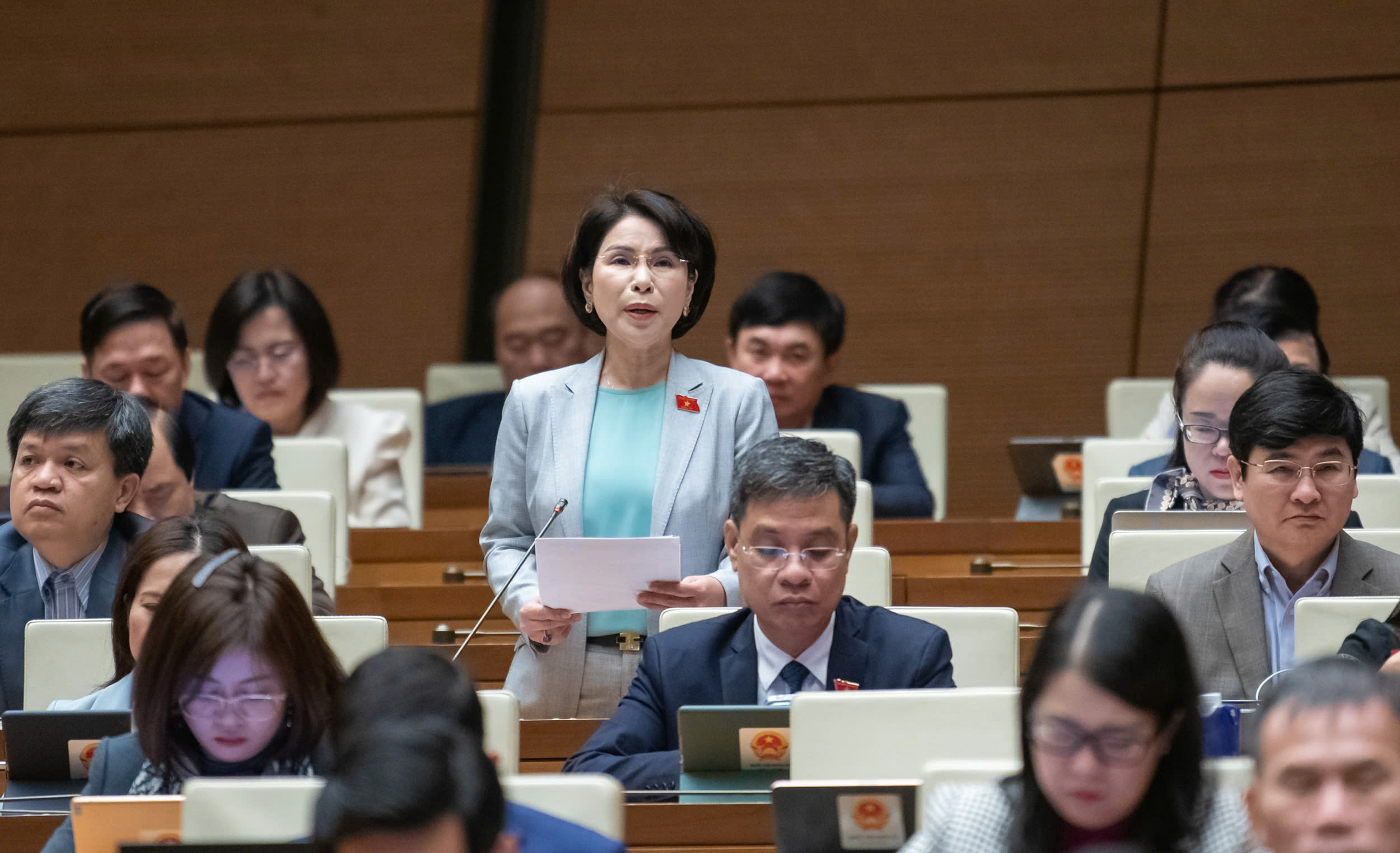 ĐBQH đề xuất bỏ đấu thầu, áp dụng cơ chế đặt hàng trong nghiên cứu khoa học