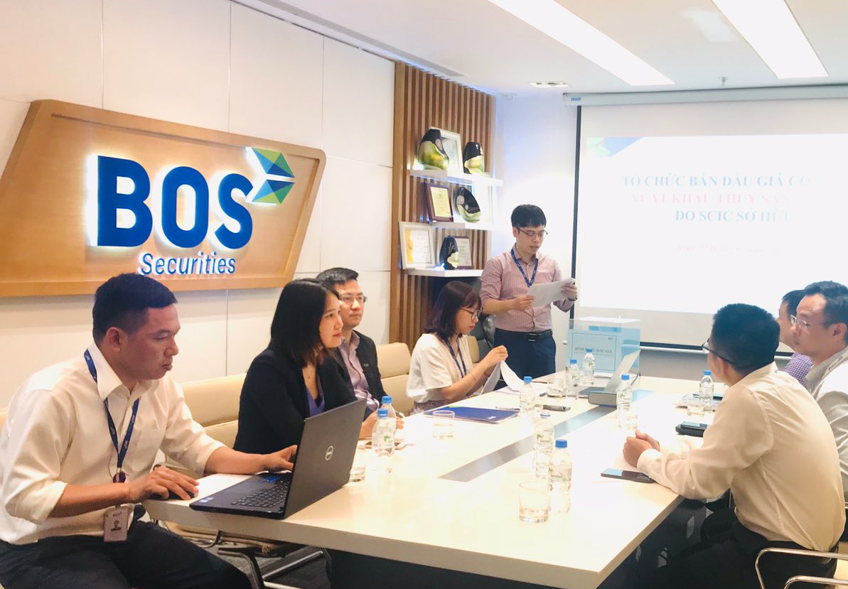 Chứng khoán BOS tiếp tục bị đình chỉ hoạt động mua bán chứng khoán