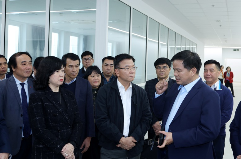 Phấn đấu rút ngắn tiến độ sớm đưa Bệnh viện Bạch Mai và Việt Đức cơ sở 2 vào hoạt động