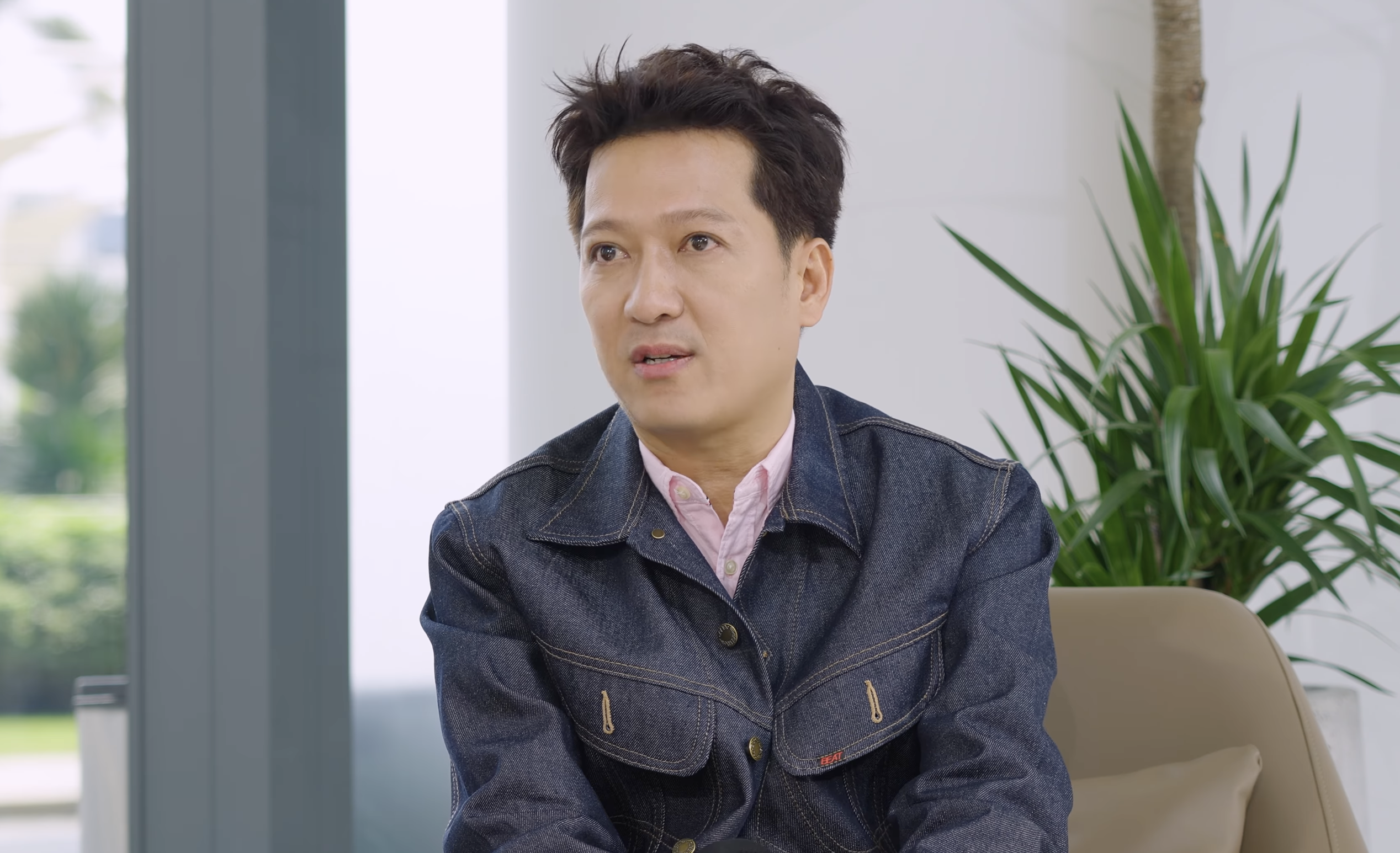 Trường Giang lộ mặt mộc quá khác biệt so với ảnh photoshop giống HIEUTHUHAI