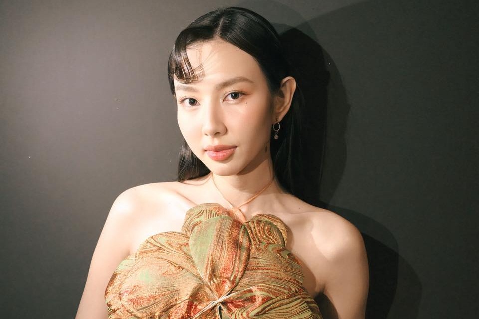 Hoa hậu Thùy Tiên phản ứng lời chê ‘nhạt nhẽo, không biết lượng sức’