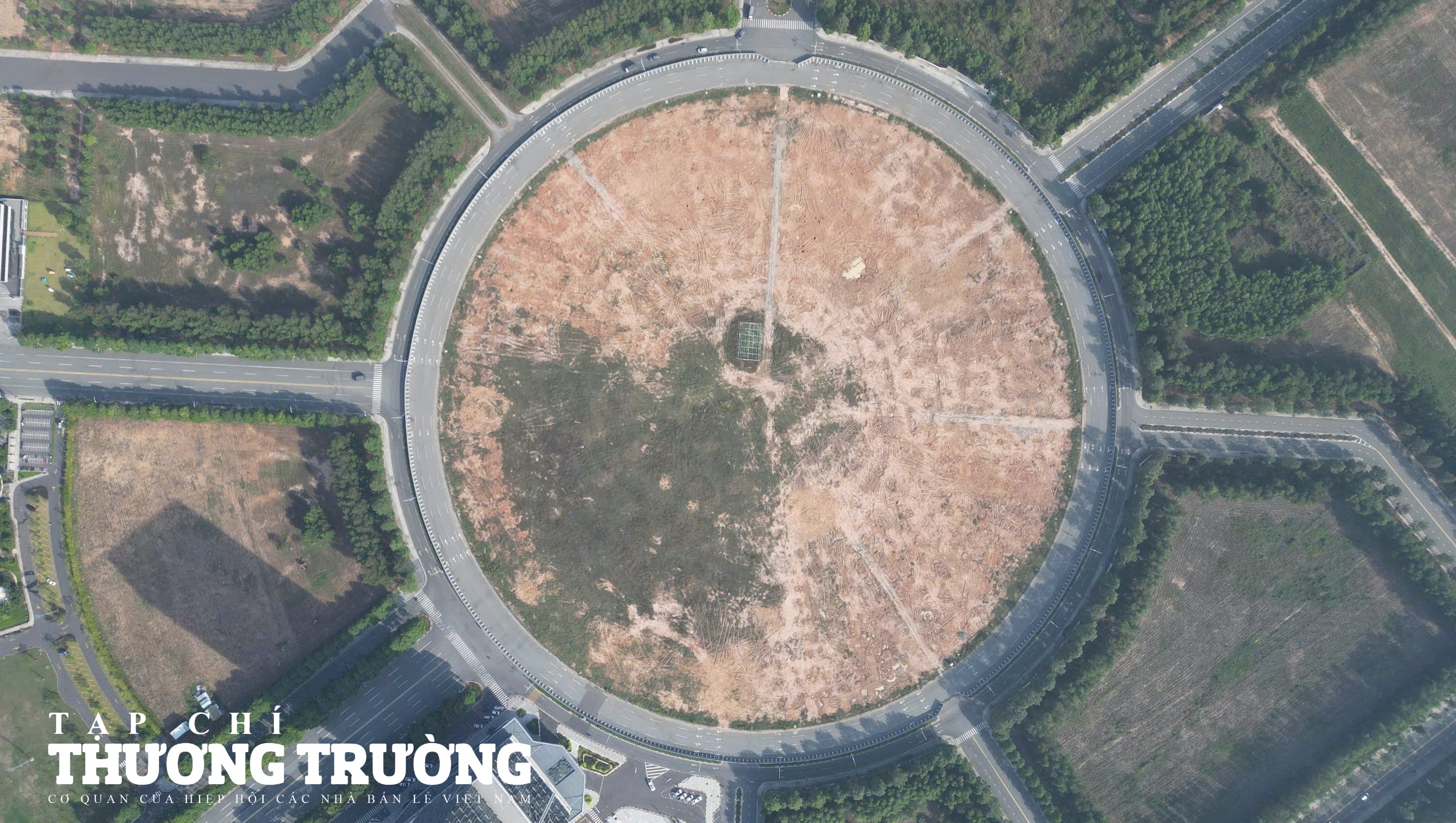 Cận cảnh vòng xoay giao thông lớn nhất Việt Nam