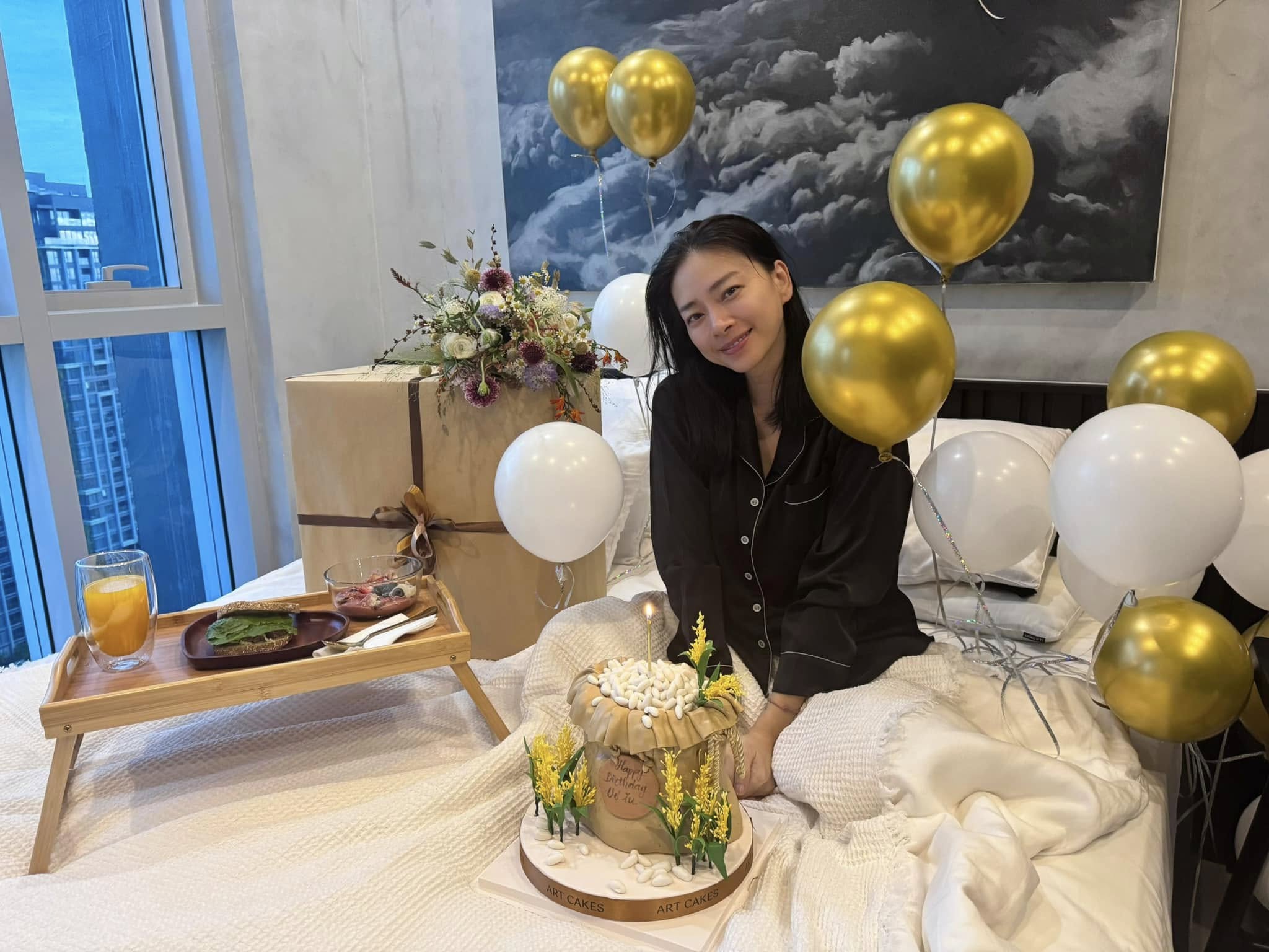 Ngô Thanh Vân được ông xã chiều tận răng, rộ tin đồn mang bầu