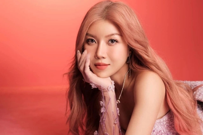 Trang Pháp Giật mình khi nghe tin đồn về chính mình