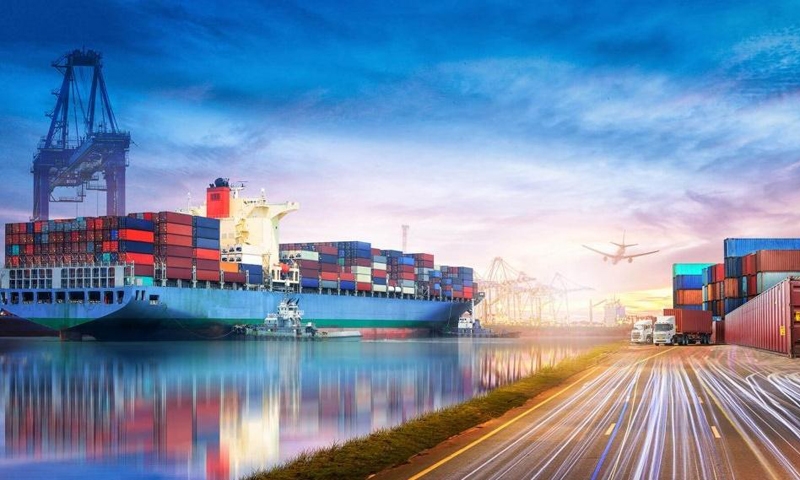 Việt Nam xuất siêu hơn 1,47 tỷ USD trong 2 tháng đầu năm